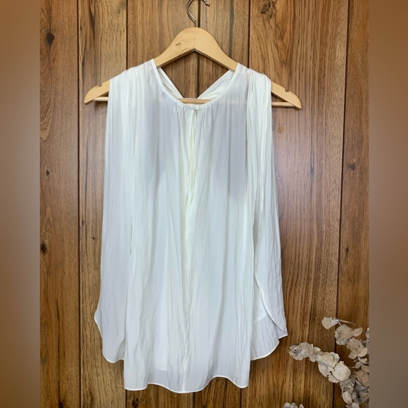 Country Road Knotted Two-Way Blouse Size Xs - Picture 8 of 10